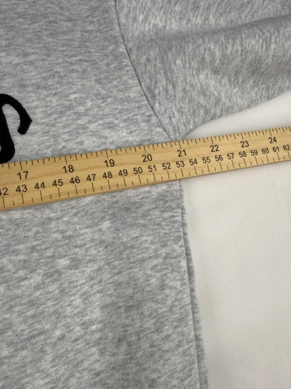 Disney Los Angeles Mickey Mouse Crewneck Sweatshirt Women's Size L Gray - Picture 4 of 9